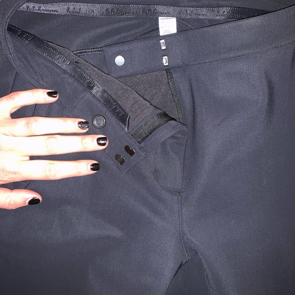 Lululemon on the move pants - Picture 3 of 3